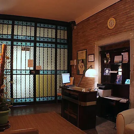 Art Dreams Bed and Breakfast 3*