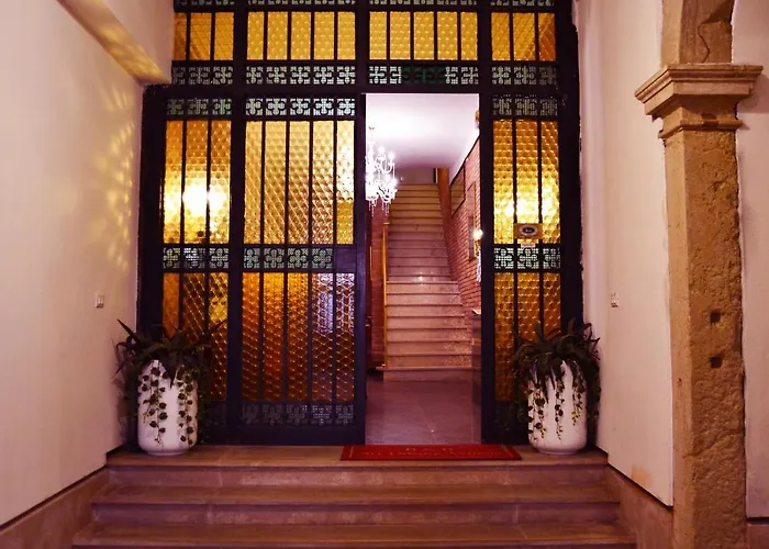 Bed and Breakfast Art Dreams