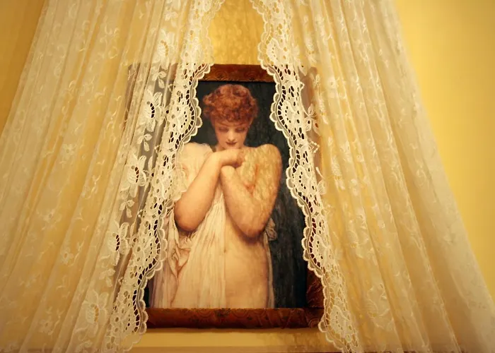 Bed and Breakfast Art Dreams 3*