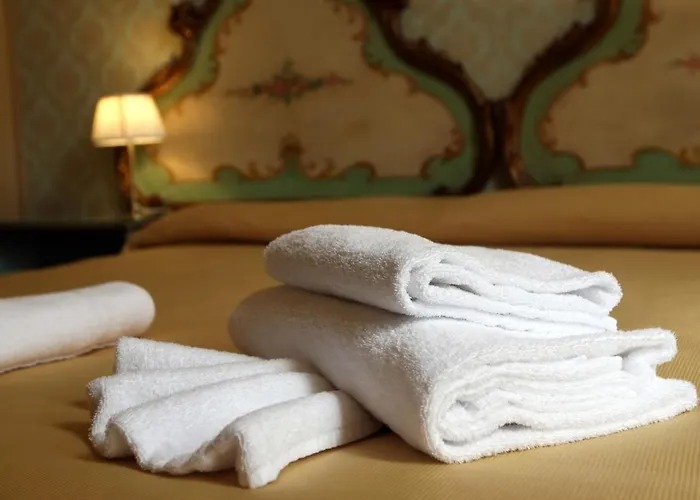 Bed and Breakfast Art Dreams 3*