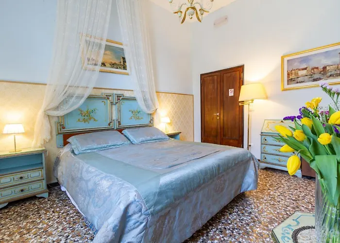 Bed and Breakfast Art Dreams 3*